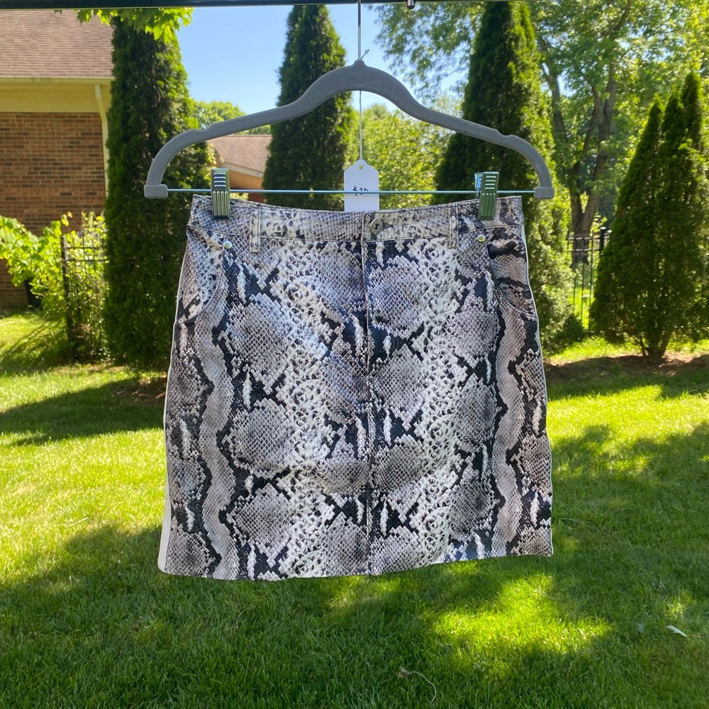 BB Dakota Black and White Pencil Mini Skirt